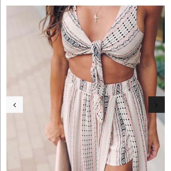 Set - Picture 4 of 5